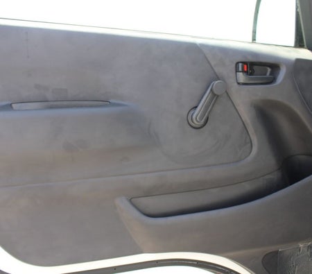 Toyota Hiace 2025, photo 2 of 4