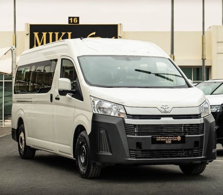 Toyota Hiace 2025, photo 2 of 4