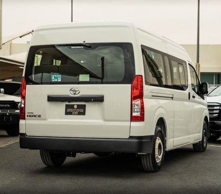 Toyota Hiace 2025, photo 3 of 4