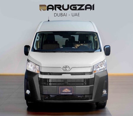 Weiß Toyota Hiace 2026