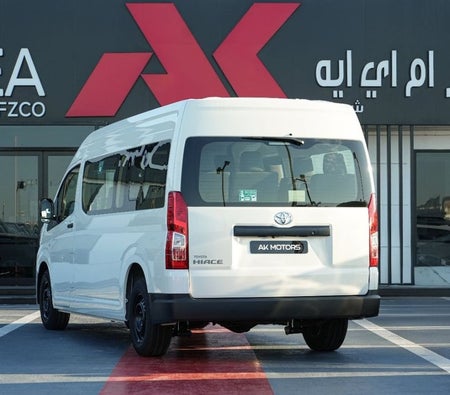 Toyota Hiace 2026, photo 4 of 4