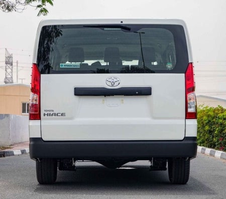Toyota Hiace 2026, photo 4 of 4