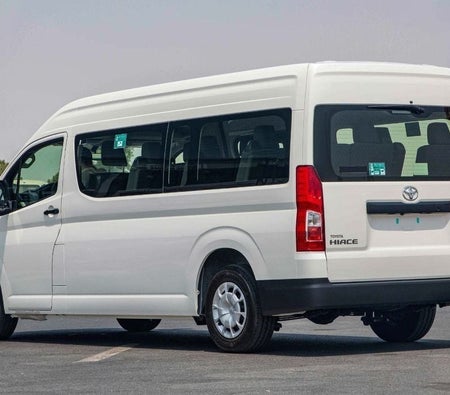Toyota Hiace 2026, photo 3 of 4