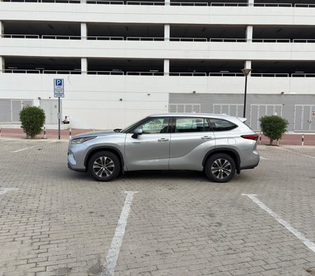 Toyota Highlander Hybrid 2022