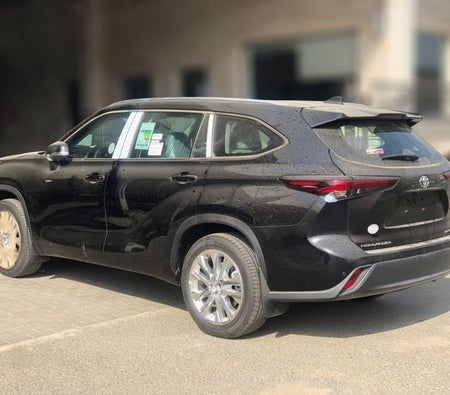 Toyota Highlander 2026, photo 3 of 4