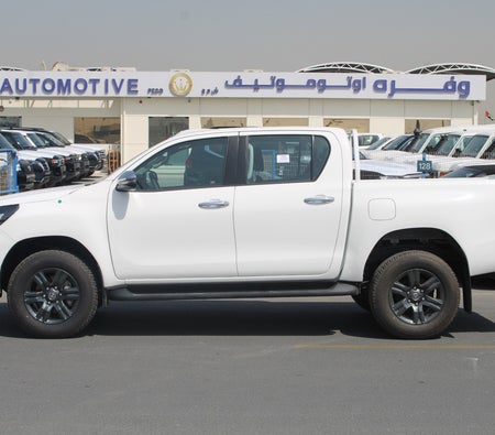 Toyota Hilux 4x4 2025, photo 3 of 4