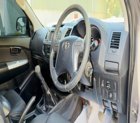 Toyota Hilux 2015, photo 4 of 4