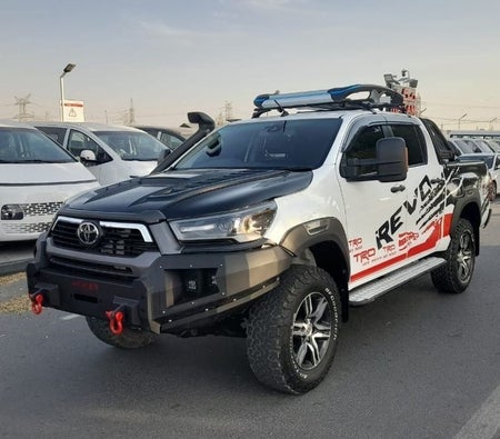 Toyota Hilux 2021, photo 2 of 4