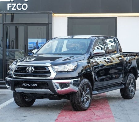 Toyota Hilux 2025, photo 3 of 4