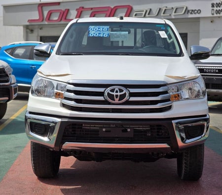 Toyota Hilux 2025, photo 2 of 4