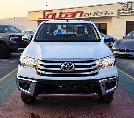 Toyota Hilux 2025, photo 2 of 4