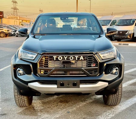 Toyota Hilux 2025, photo 4 of 4
