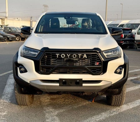 Toyota Hilux 2025, photo 4 of 4