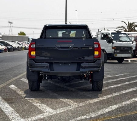 Toyota Hilux 2025, photo 4 of 4