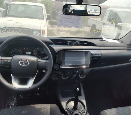 Toyota Hilux Double Cab 2025, photo 4 of 4