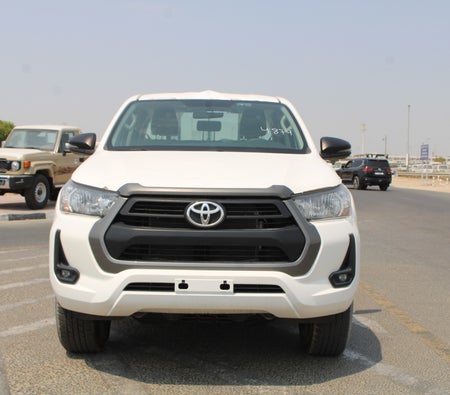 Toyota Hilux 2025, photo 2 of 4