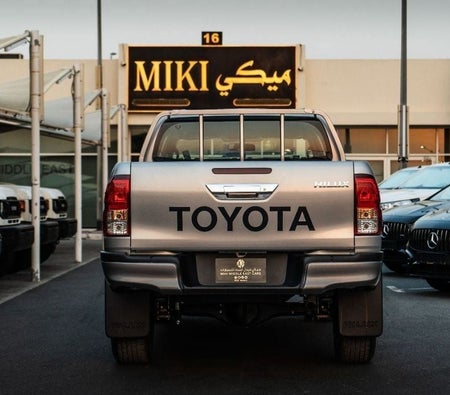 Toyota Hilux 2025, photo 3 of 4