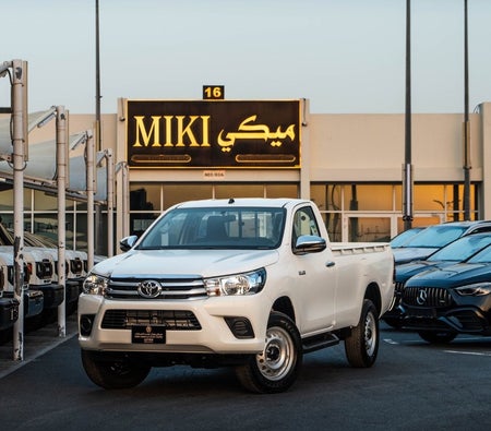 Toyota Hilux 2025, photo 2 of 4