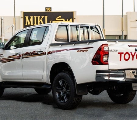 Toyota Hilux 2025, photo 4 of 4