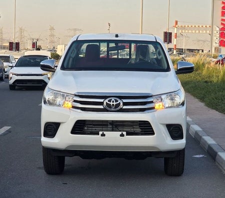 Toyota Hilux 2026, photo 3 of 4