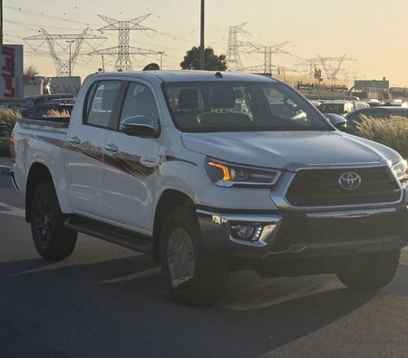 Toyota Hilux 2026, photo 3 of 4