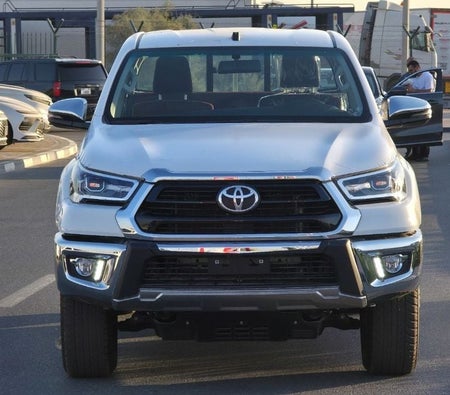 Toyota Hilux 2026, photo 2 of 4