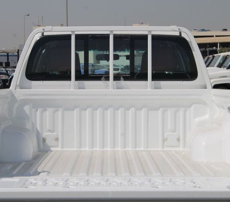Toyota Hilux DLX Basic 2026, photo 4 of 4