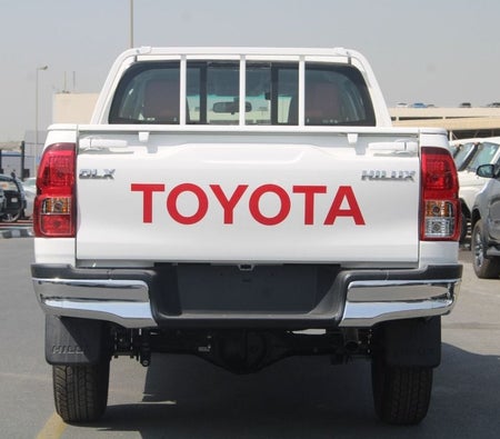 Toyota Hilux DLX Basic 2026, photo 3 of 4