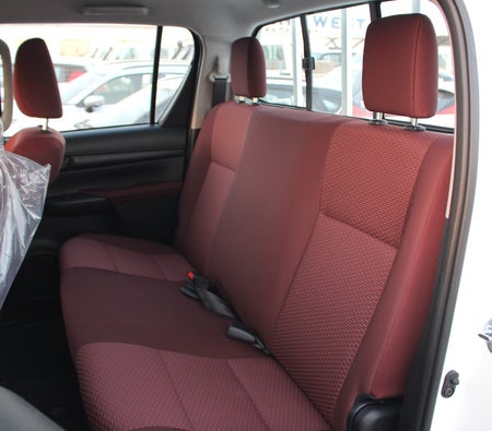 Toyota Hilux 2026, photo 4 of 4