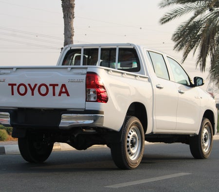 Toyota Hilux DLX Basic 2026, photo 3 of 4