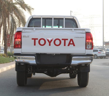 Toyota Hilux DLX Basic 2026, photo 4 of 4