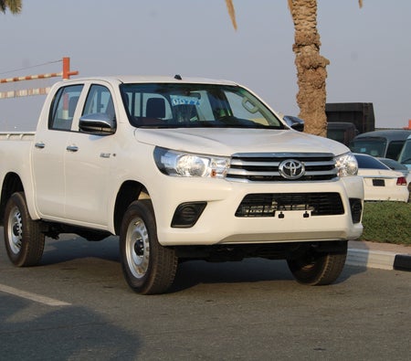 Toyota Hilux DLX Basic 2026, photo 1 of 4