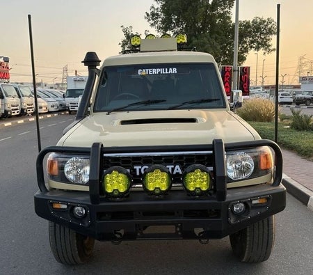 Toyota 70 Series 2009, photo 2 of 4