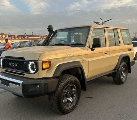 Toyota 70 Series 2024, photo 2 of 4