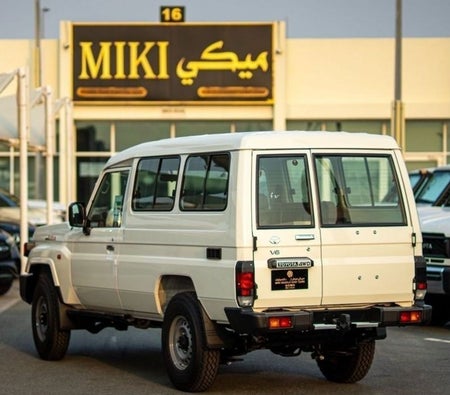 Toyota Land Cruiser 70 2024, photo 4 of 4