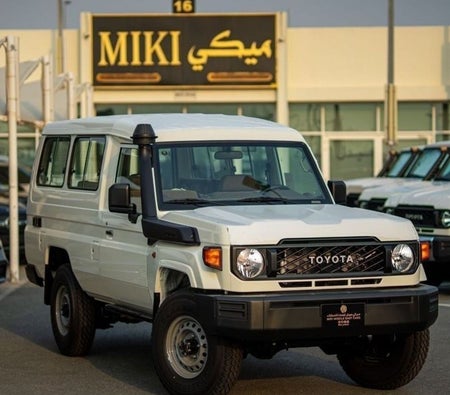 Toyota Land Cruiser 70 2024, photo 2 of 4
