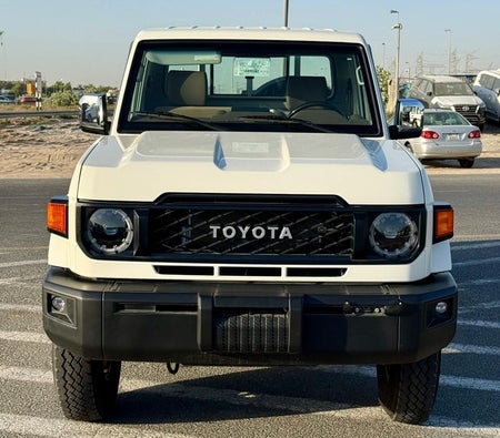 Toyota Land Cruiser 70 2025, photo 3 of 4