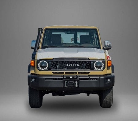 Toyota Land Cruiser 70 2025, photo 2 of 4