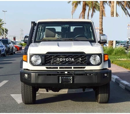 Toyota Land Cruiser 76 Series 70th Anniversary 2024, photo 2 of 4
