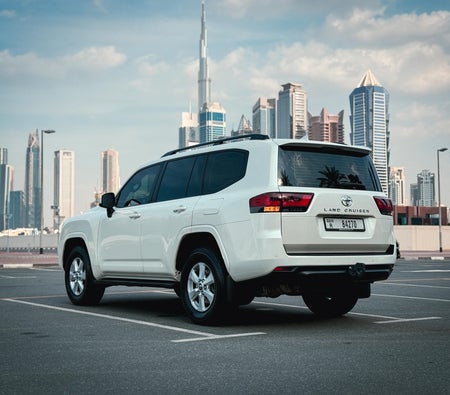 Toyota Land Cruiser EXR V6 2024
