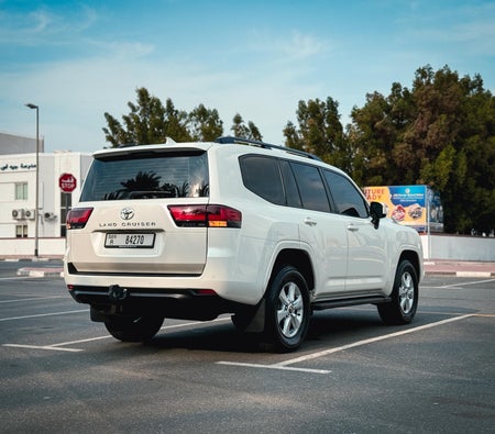 Toyota Land Cruiser EXR V6 2024