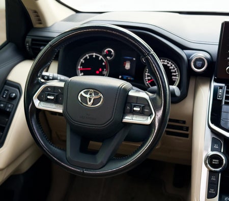 Toyota Land Cruiser EXR V6 2024