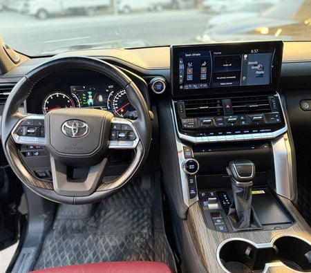 Toyota Land Cruiser VXR Twin Turbo 2023, photo 3 of 4