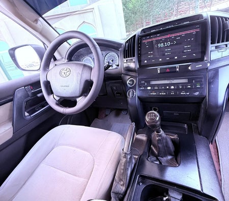 White Toyota Land Cruiser GX MID 2010