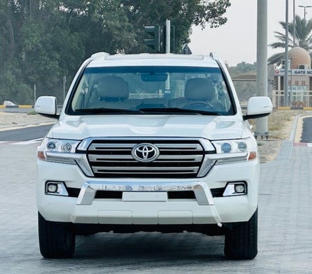 Blanc Toyota Land Cruiser 2017