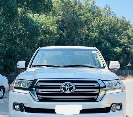 Blanc Toyota Land Cruiser 2017