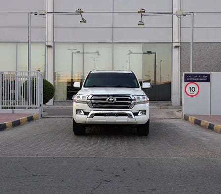Toyota Land Cruiser 4.6L 2017, photo 2 of 4