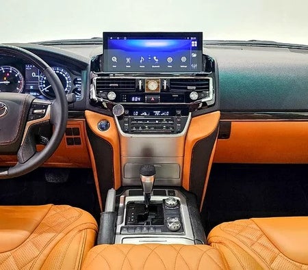 White Toyota Land Cruiser GXR TOP 2019