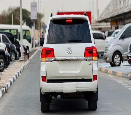 Weiß Toyota Land Cruiser 2019