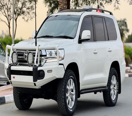 Weiß Toyota Land Cruiser 2019